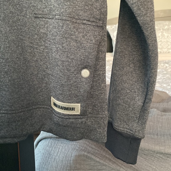 Under Armour Coldgear funnel neck in size small. Grey knit. - Picture 3 of 4